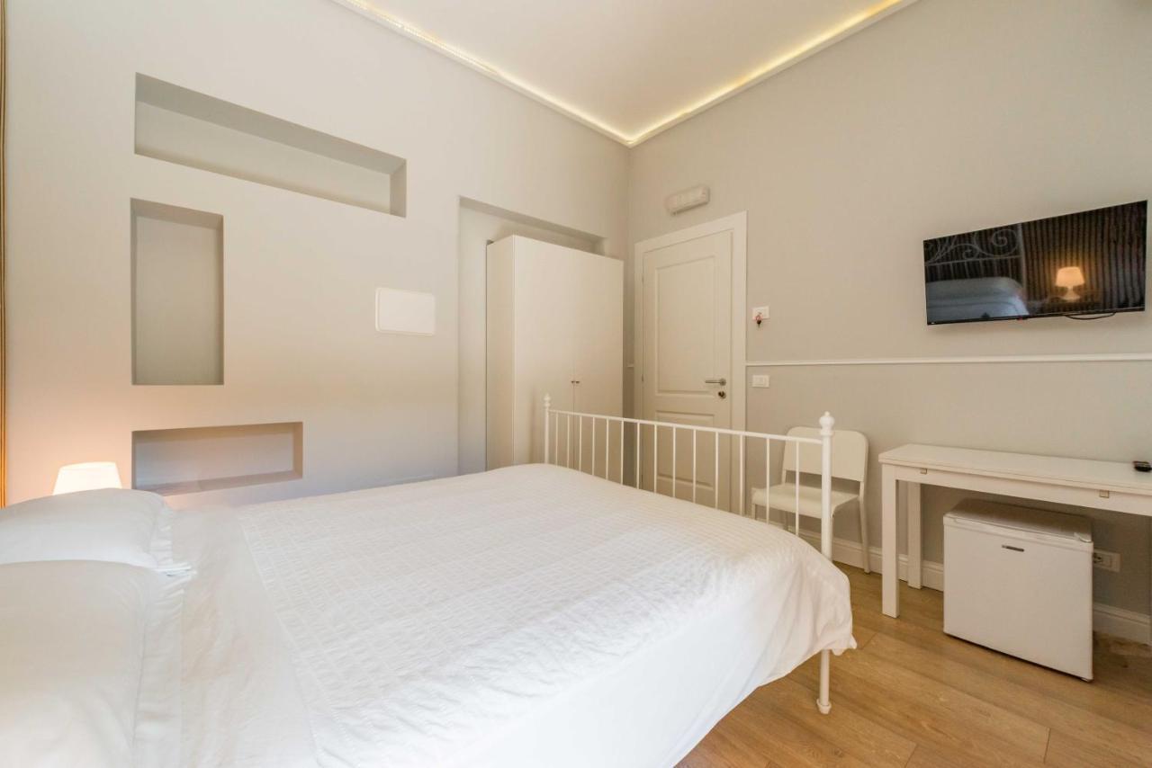 Un Attimo A Bed and breakfast