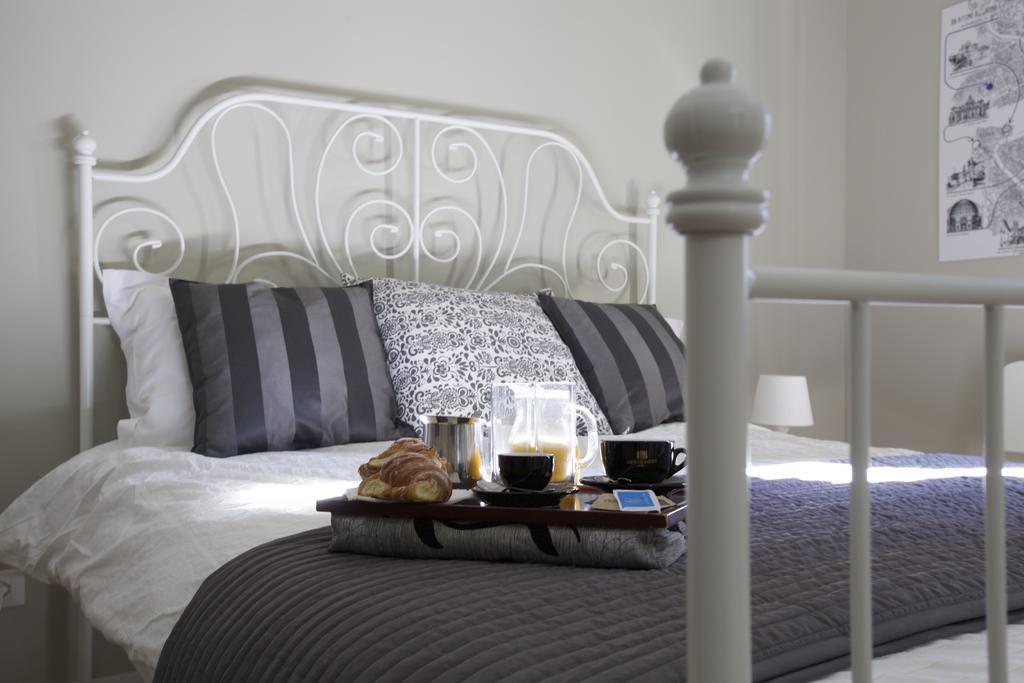 Un Attimo A Bed and breakfast